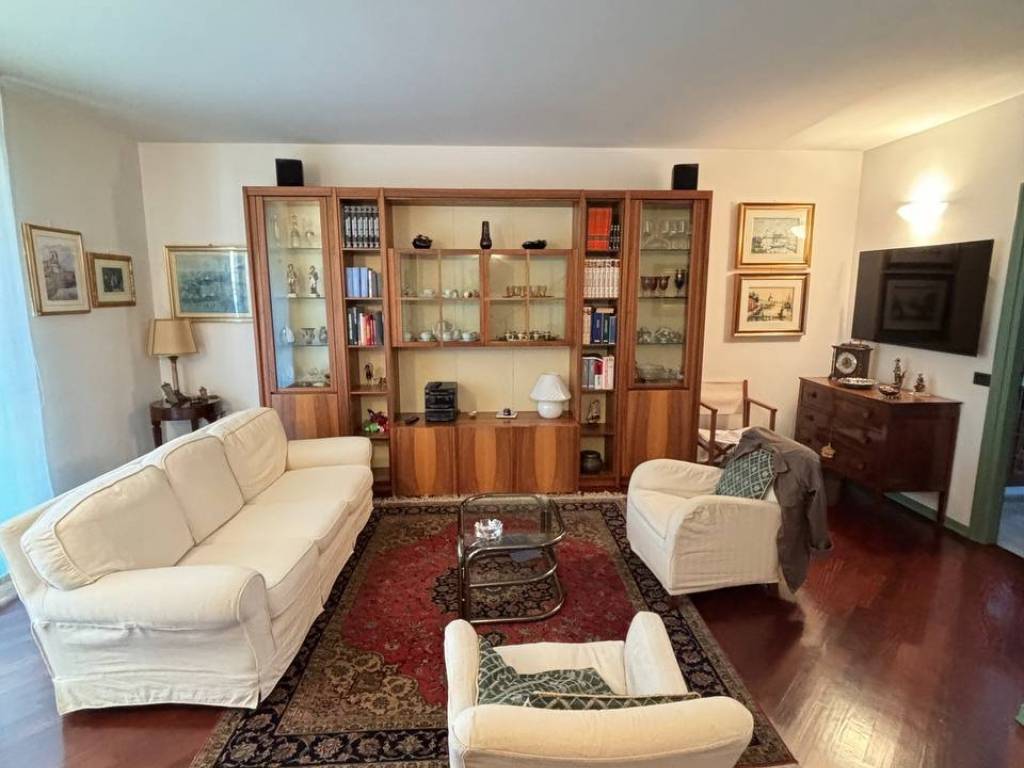 casa indipendente in vendita a Fiorenzuola d'Arda