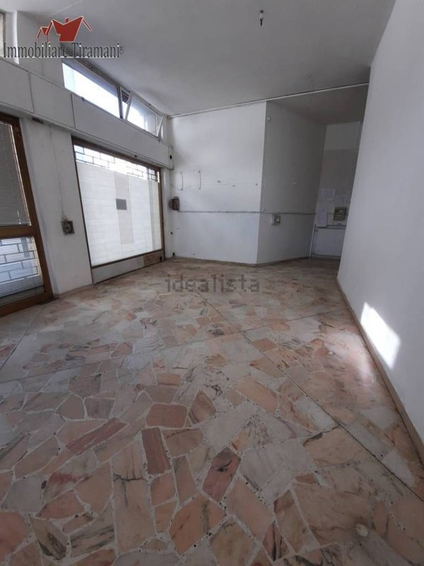 ufficio in vendita a Fiorenzuola d'Arda