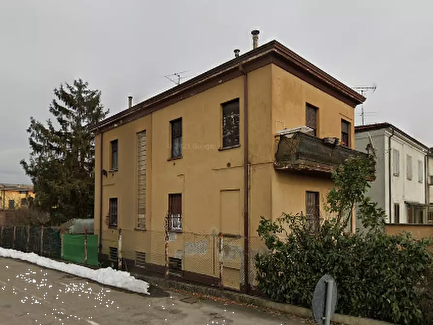 casa indipendente in vendita a Fiorenzuola d'Arda in zona San Protaso