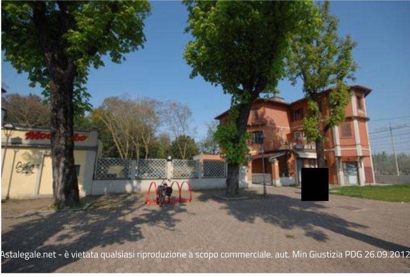negozio in vendita a Fiorenzuola d'Arda