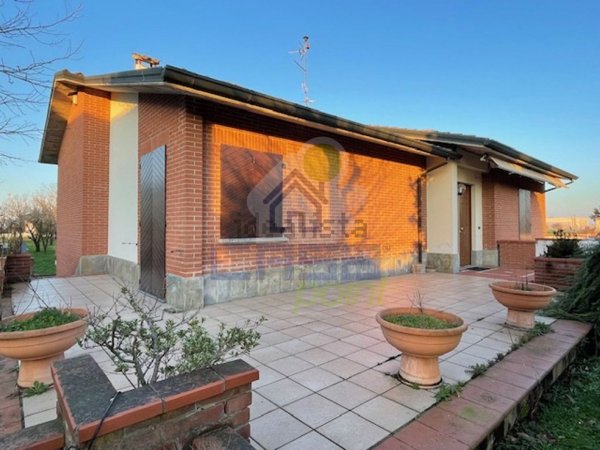casa indipendente in vendita a Fiorenzuola d'Arda