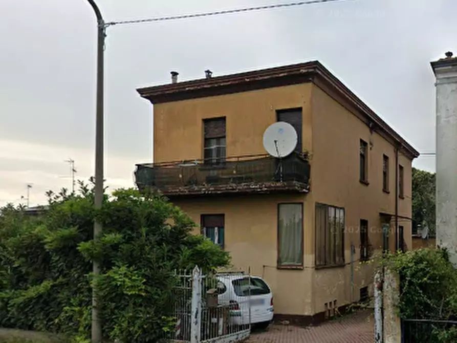 casa indipendente in vendita a Fiorenzuola d'Arda in zona San Protaso