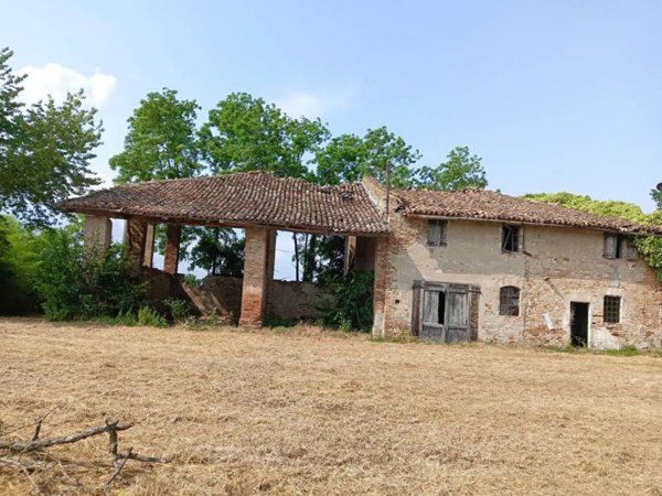 casa indipendente in vendita a Fiorenzuola d'Arda