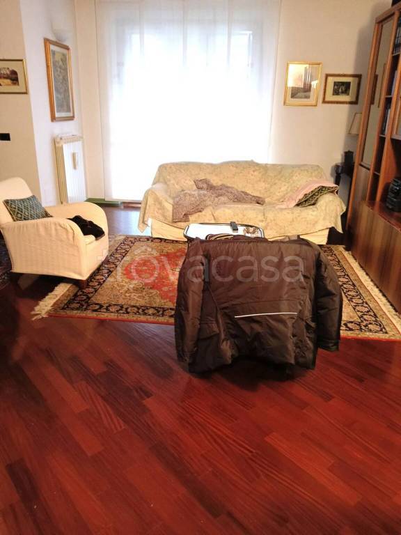 casa indipendente in vendita a Fiorenzuola d'Arda