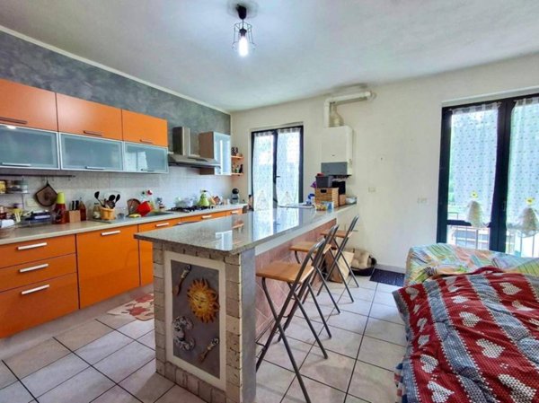 casa indipendente in vendita a Fiorenzuola d'Arda in zona San Protaso