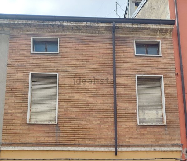 casa indipendente in vendita a Fiorenzuola d'Arda