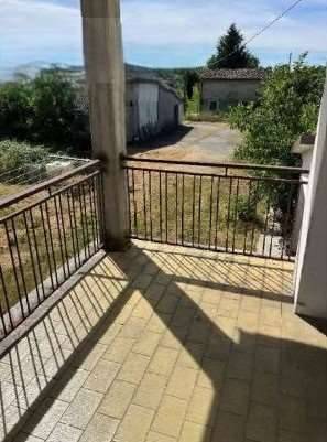 capannone in vendita a Fiorenzuola d'Arda in zona San Protaso