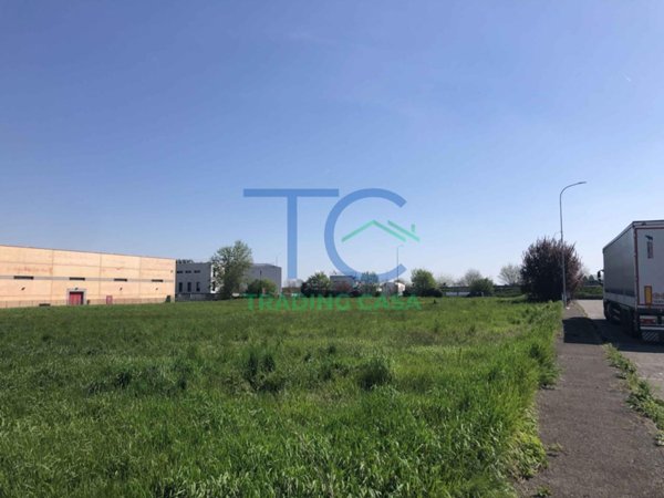 terreno edificabile in vendita a Fiorenzuola d'Arda