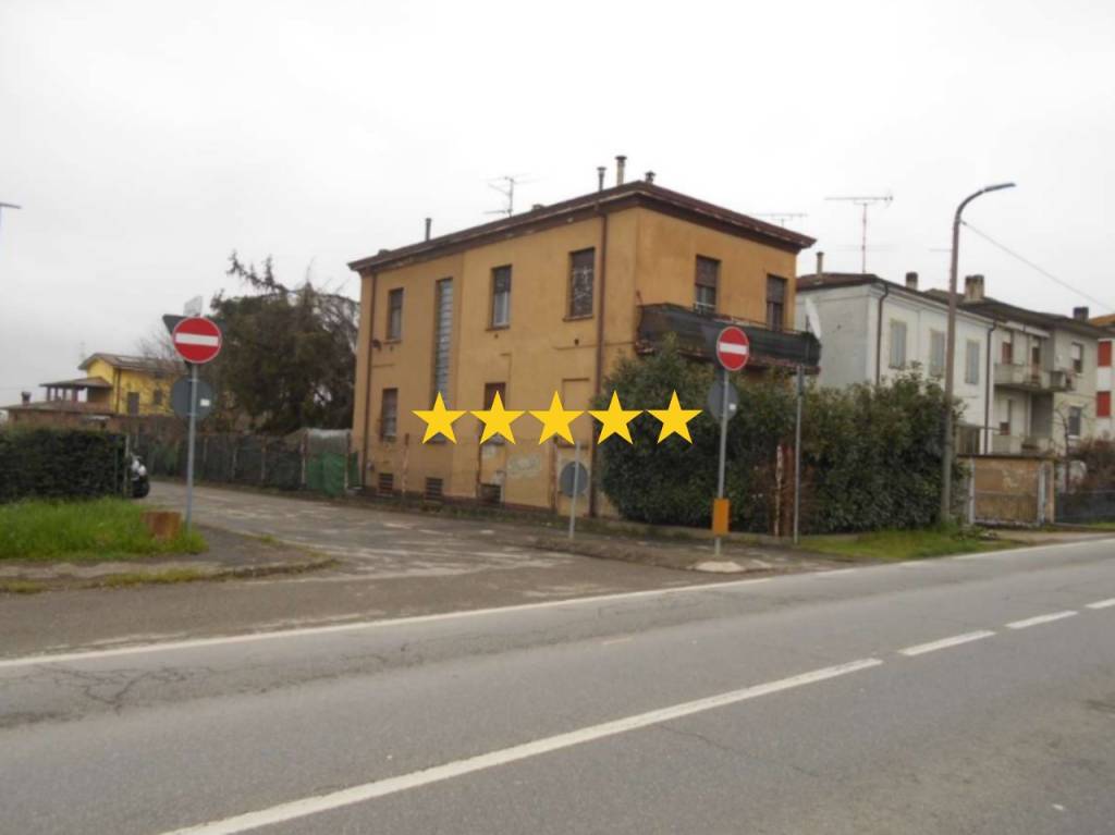 appartamento in vendita a Fiorenzuola d'Arda in zona San Protaso