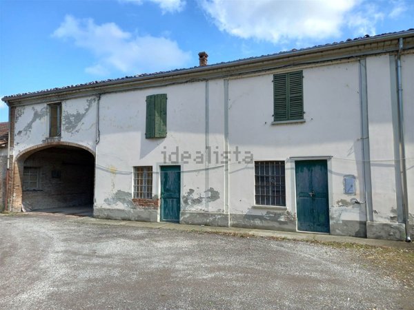 casa semindipendente in vendita a Fiorenzuola d'Arda