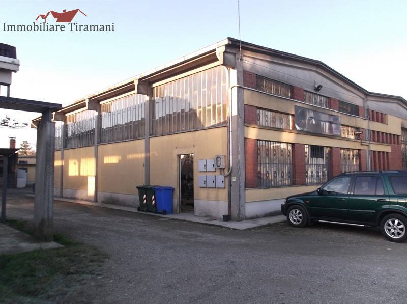 capannone in vendita a Fiorenzuola d'Arda