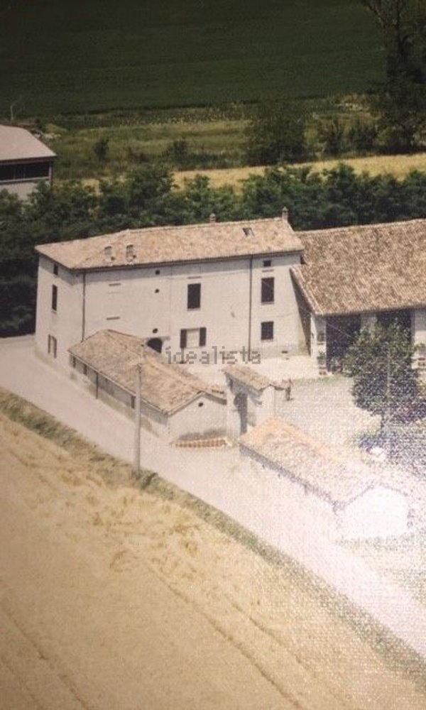 casa indipendente in vendita a Fiorenzuola d'Arda