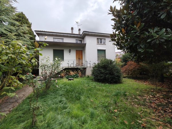 casa indipendente in vendita a Fiorenzuola d'Arda