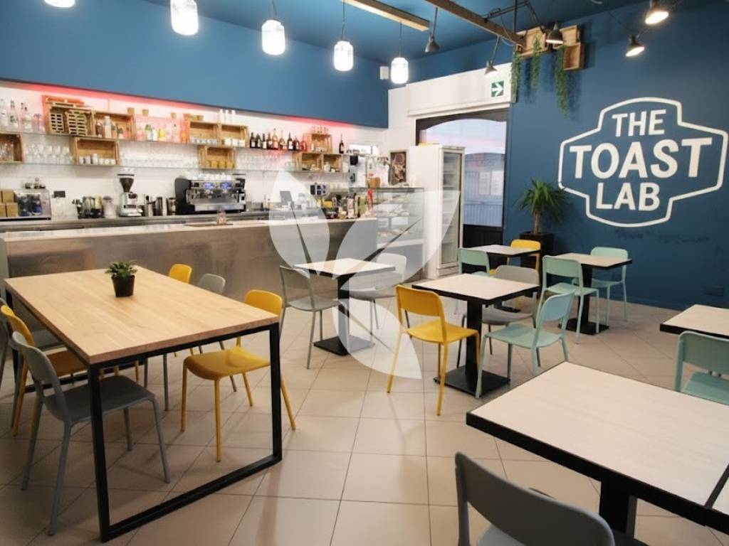 negozio in vendita a Fiorenzuola d'Arda