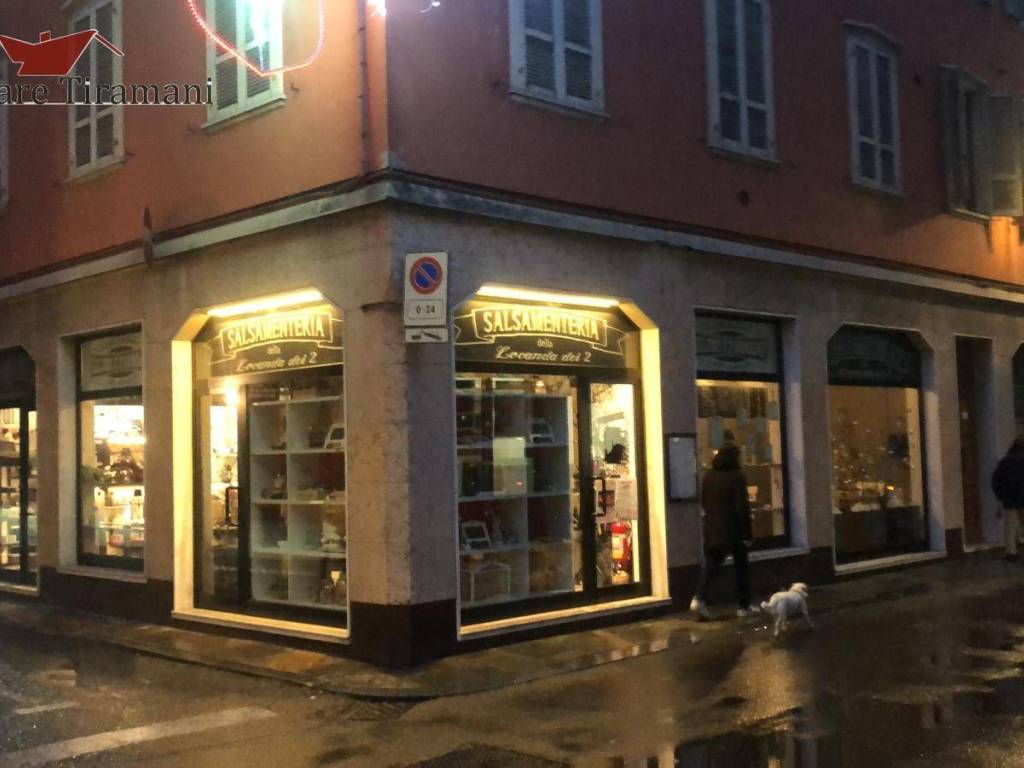 negozio in vendita a Fiorenzuola d'Arda