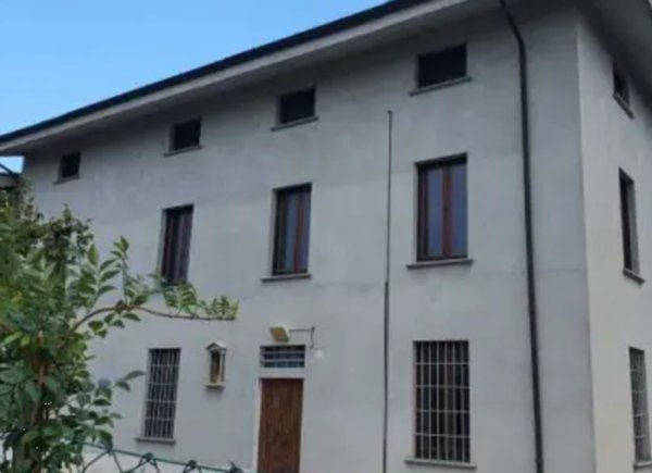 appartamento in vendita a Fiorenzuola d'Arda in zona San Protaso