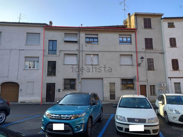 casa semindipendente in vendita a Fiorenzuola d'Arda