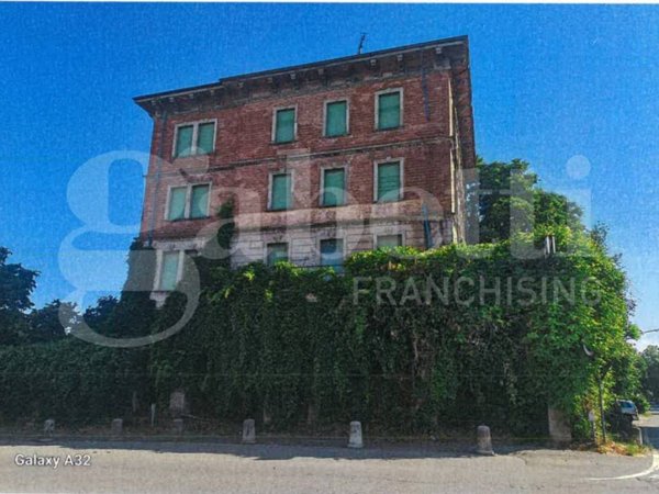 terreno edificabile in vendita a Fiorenzuola d'Arda