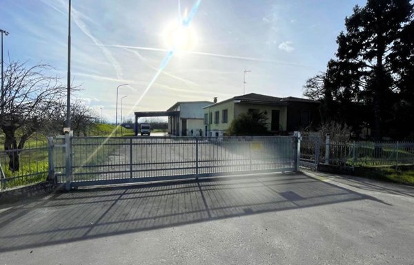 ufficio in vendita a Fiorenzuola d'Arda