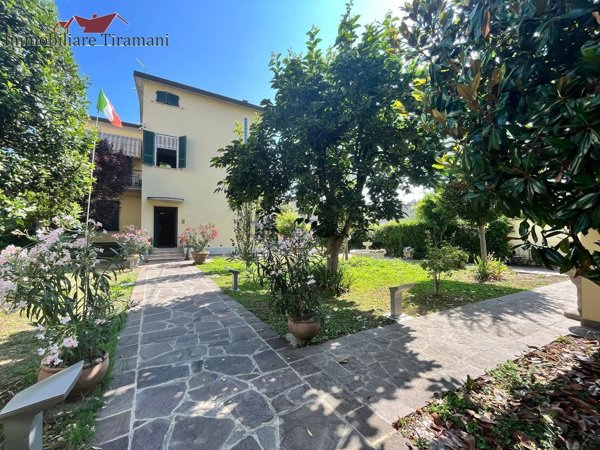 casa indipendente in vendita a Fiorenzuola d'Arda