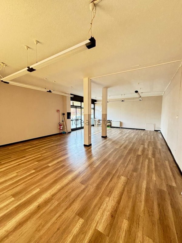 ufficio in vendita a Fiorenzuola d'Arda