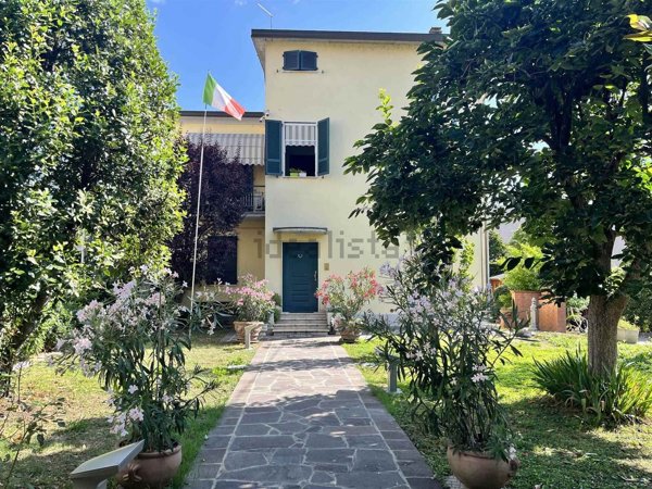 casa indipendente in vendita a Fiorenzuola d'Arda