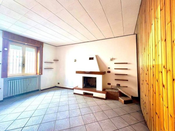 casa indipendente in vendita a Fiorenzuola d'Arda