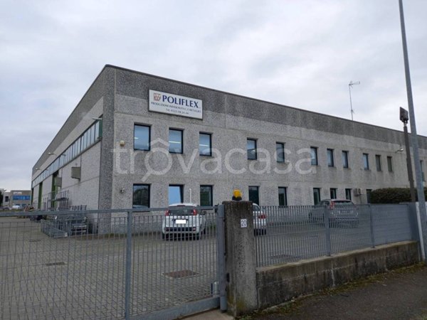 locale commerciale in vendita a Fiorenzuola d'Arda
