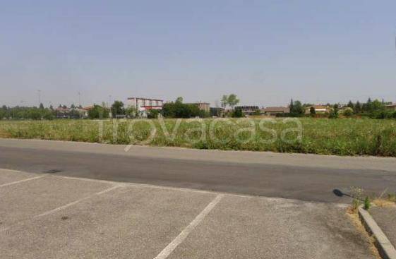 terreno edificabile in vendita a Fiorenzuola d'Arda
