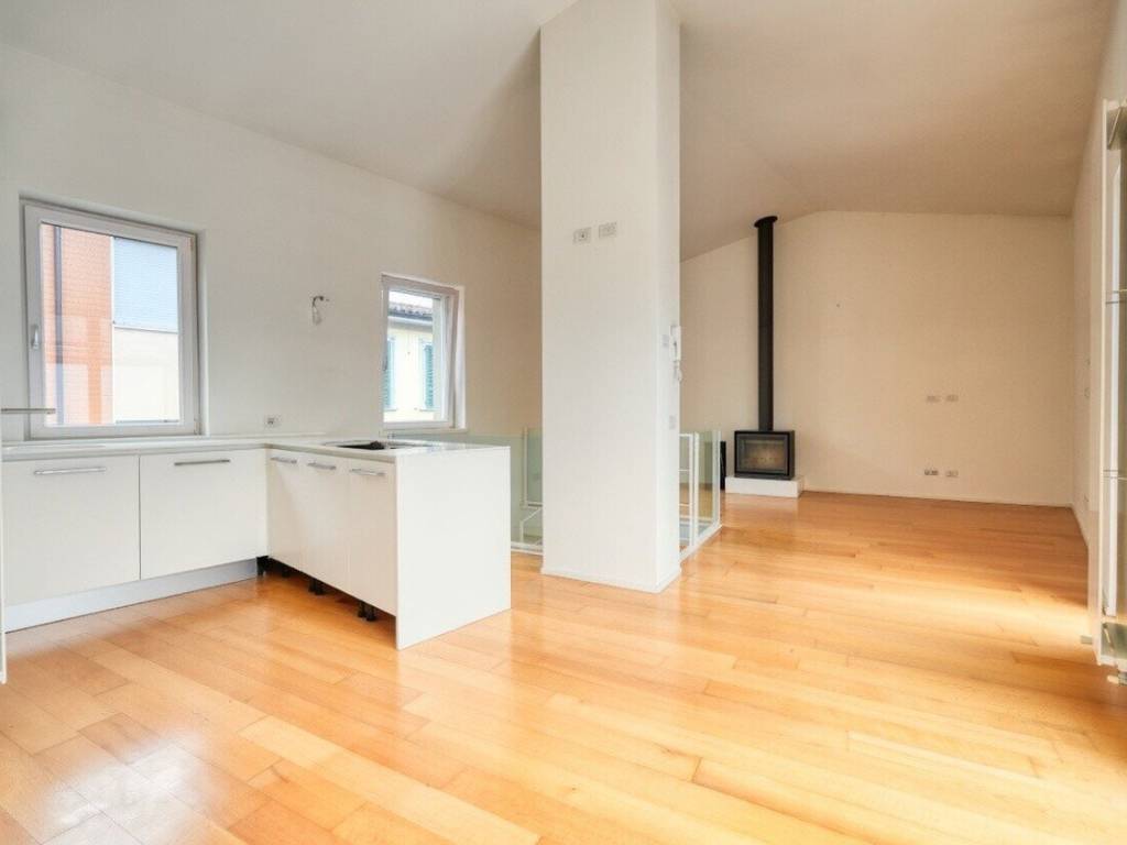 intera palazzina in vendita a Fiorenzuola d'Arda