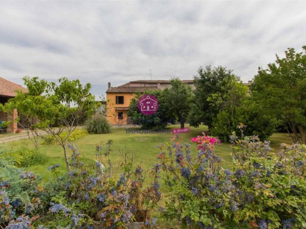 casa indipendente in vendita a Gazzola in zona Castelletto