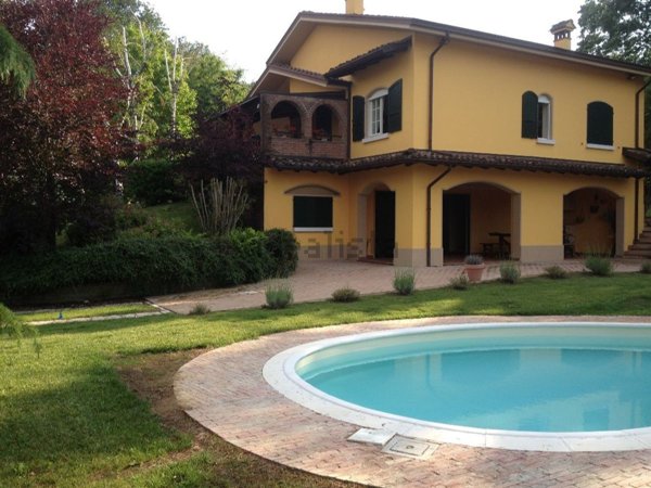 casa indipendente in vendita a Gazzola in zona Rivalta
