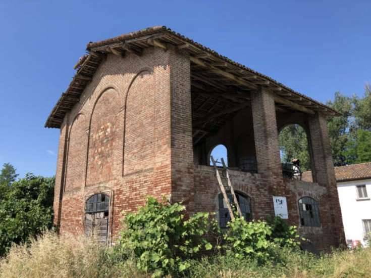 azienda agricola in vendita a Gazzola