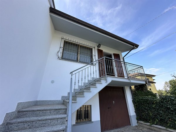 casa indipendente in vendita a Gazzola in zona Rivalta