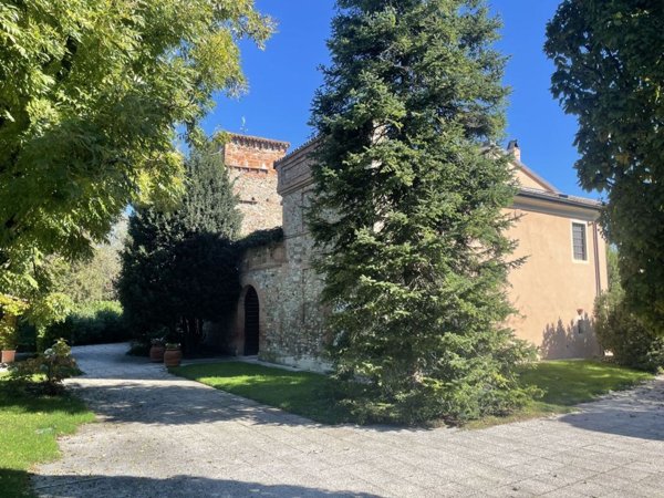 casa indipendente in vendita a Gazzola in zona Rivalta