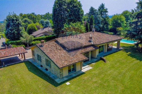 casa indipendente in vendita a Gazzola