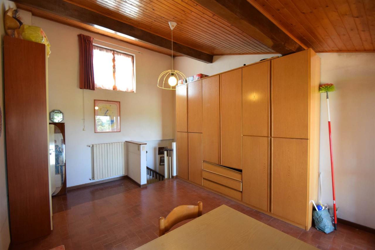 casa indipendente in vendita a Gazzola in zona Tuna