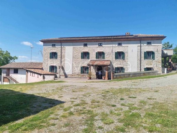 casa indipendente in vendita a Gazzola