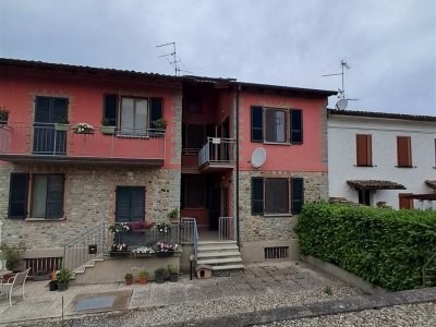 casa indipendente in vendita a Gazzola in zona Rivalta