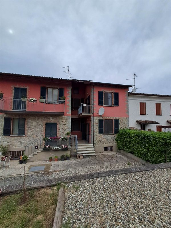 casa indipendente in vendita a Gazzola in zona Rivalta