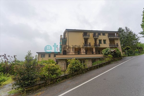 appartamento in vendita a Gazzola in zona Rezzanello