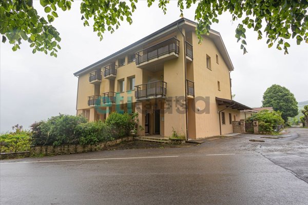 appartamento in vendita a Gazzola in zona Rezzanello