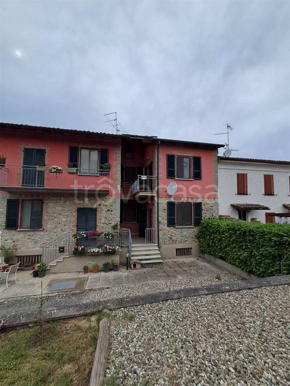 casa indipendente in vendita a Gazzola in zona Rivalta