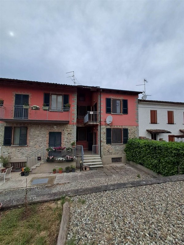 casa indipendente in vendita a Gazzola in zona Rivalta
