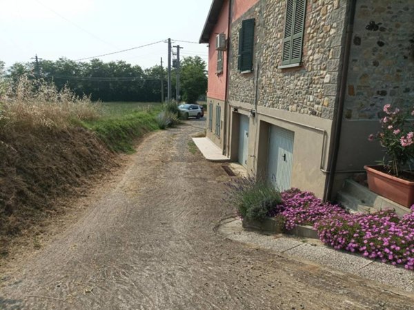 casa indipendente in vendita a Gazzola