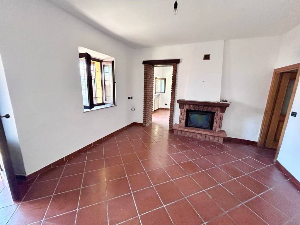 casa indipendente in vendita a Gazzola in zona Tuna