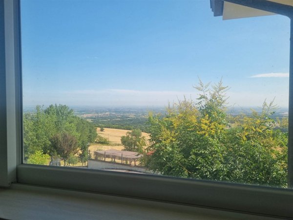appartamento in vendita a Gazzola in zona Momeliano
