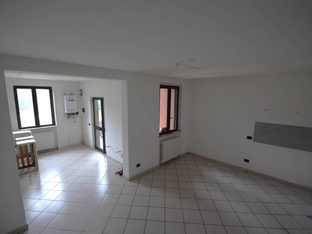 appartamento in vendita a Gazzola in zona Rivalta