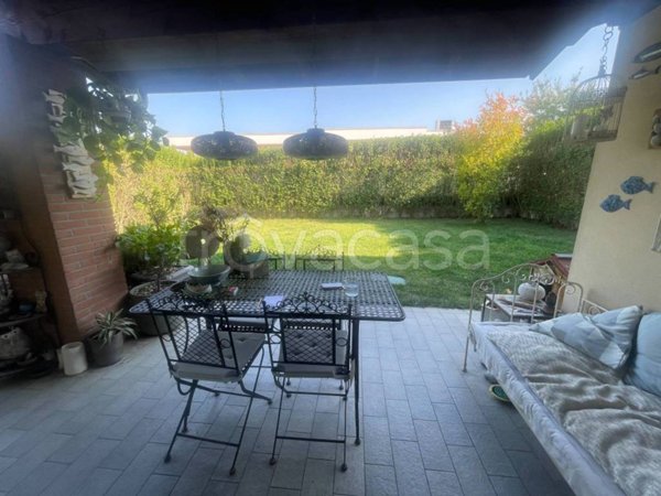 casa indipendente in vendita a Gazzola in zona Rivalta