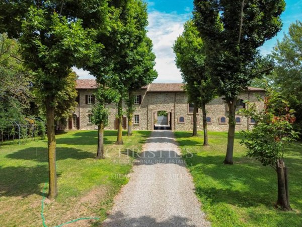 casa indipendente in vendita a Gazzola
